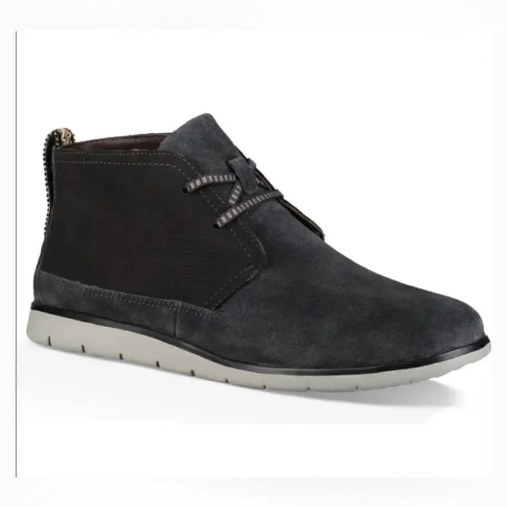 Ugg men’s Freamon Weather sneaker/boot size 12